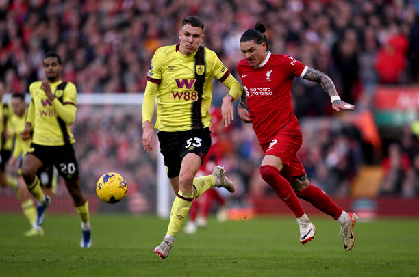 背后不仅是 背后不仅是