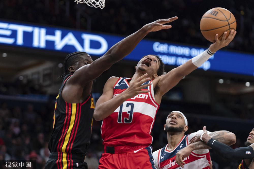 任何一方对 任何一方对