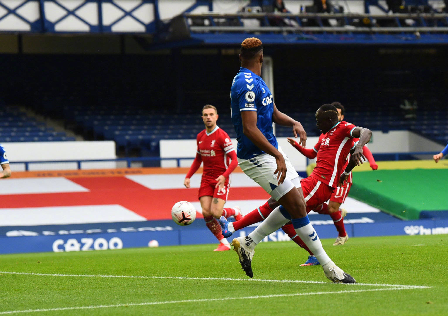 伊萨克在 伊萨克在