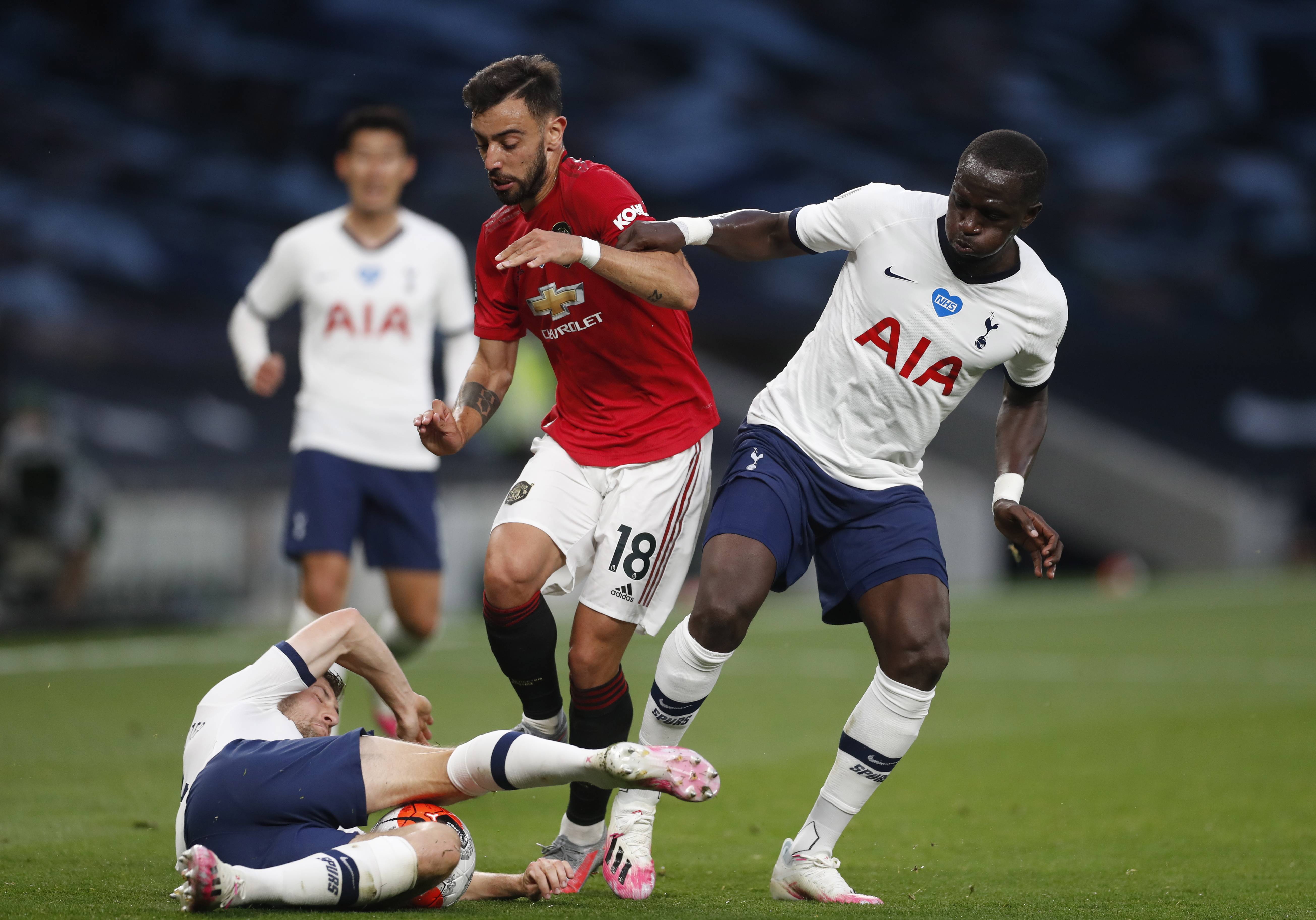 场对阵霍芬 场对阵霍芬